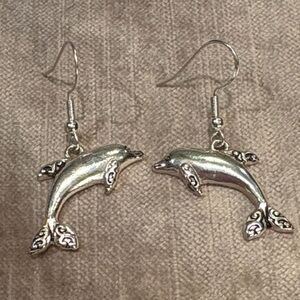 Chic Silver Dolphin Earrings 925 French hooks